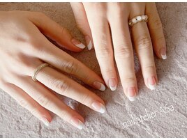 王道フレンチネイル☆