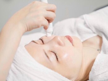 ルペシェ(LE PECHER)の写真/毛穴の汚れを解消★『ハイドロ毛穴洗浄』で目に見えないお肌の汚れにアプローチ！触り心地つるつる肌へ◎