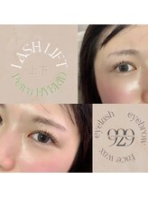 929 アイラッシュアンドビューティーサロン/ラッシュリフト上下