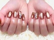 シチ ネイル(shichi nail)