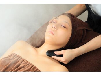 カラーリリー アンド ユン(Calla lily & yun)/当店だけの韓国美容フェイシャル