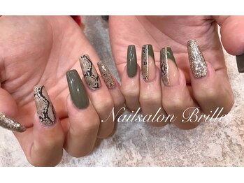 エスフィーネイルサロン ブリーユ(Esfy nailsalon Brille)/パイソン