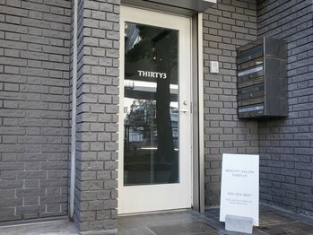 サーティースリー 横浜元町(Thirty3)/1階エントランス