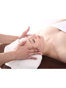 ホウレイ線・たるみ改善！予防ケア