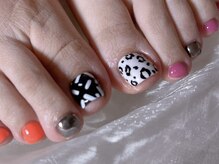 リーフ(Leaf)/ヒョウ柄フット