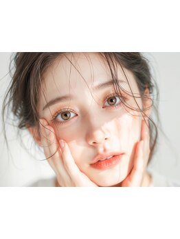 ナチュラル上品な目元にしたい