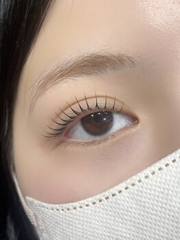 オーク アイラッシュアンドネイル たまプラーザ(OAK)の写真/ナチュラル派の方に♪自まつげを活かした美しさを！[パリジェンヌ¥5500～]★[まつ毛パーマ¥5000～]