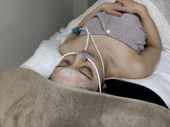 39 beauty salon.横浜関内【WAX脱毛/メンズ眉毛/水素吸入しながら】/水素吸入