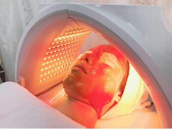 マインドテラピー 高田馬場/LED光でお肌の自然治癒力を向上