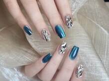 ヴィーナスネイル(Venus Nail)/つけ放題　キラキラ　夏