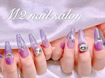 エムズ ネイルサロン(M2)/パープルマグネットビジュー