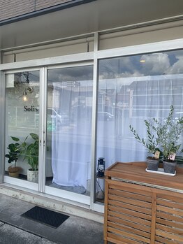 ソリス(Solis)/Solisの外観