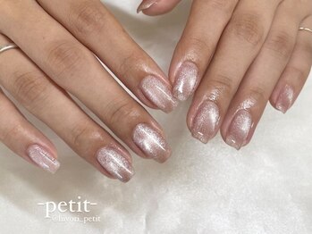 プティ(petit)/マグネットネイル