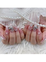 リンドネイル バイ モカ アンド ララ(Lind nail by moca and LaLa)/チークネイル