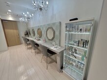 クレアラルーチェ 天神店(Crea la Luce)の雰囲気（ネイル・アイ同時施術可能/メイク直しok/リファ取り扱い店）