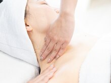 エステティックサロン ピアチェボーレ(Piacevole)/ヘッドマッサージ