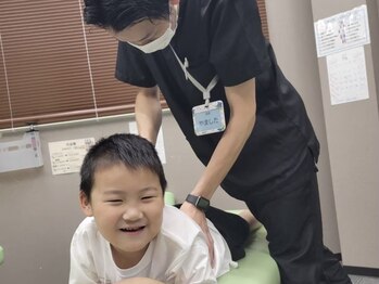 淡路あず整骨院/施術風景