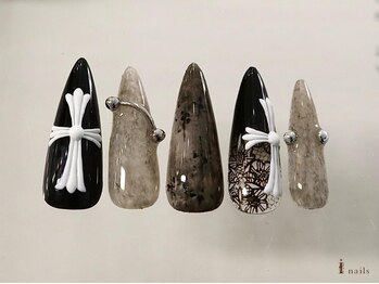 ピアスクロムレース¥11500