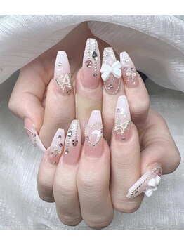 クイーンネイル 新宿(Queen nail)/長さ出し　デザイン放題