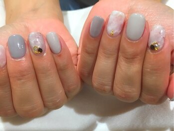 retreat nail