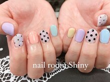 ネイルルーム シャイニー ひたち野うしく店(Shiny)/持ち込みデザイン