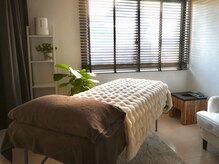 ラウレア(laule'a)/サロンの内観