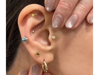 ジュメイラ(Jumeirah)/耳つぼジュエリー☆☆