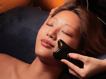 130°の癒し 大阪豊中本店/毛穴引き締めかっさフェイシャル