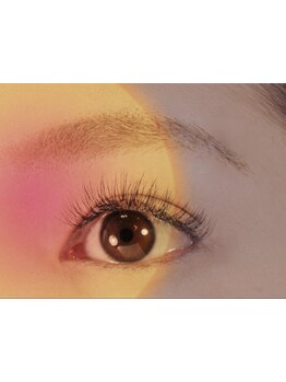 目の形にあったエクステ提案が得意