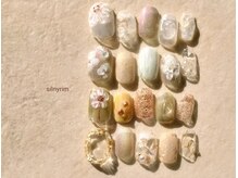 シルニー リム(Silny rim)/アシンメトリーニュアンスネイル