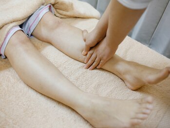 青空リラクゼーション 大阪駅前第三ビル本店/【脚】