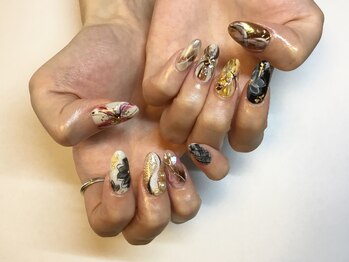 ラウト デコレーションアンドネイルサロン(Lauto Decoration&Nail Salon)/ニュアンス秋ネイル