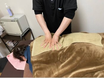 快明整体院の写真/《男性施術者対応》ソフト～強もみまでお好みのタッチで施術できるので、強くもまれたい男性にも大人気！