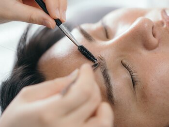 ボスブロウ 大垣店(BOSS BROW)の写真/【安心の都度払い◎】 メニューは全て1回ごとにお支払いOK☆眉毛スタイリングはお任せください!#眉毛#大垣