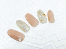 アイラッシュ ビューティー ラボ モナ(MONA)/