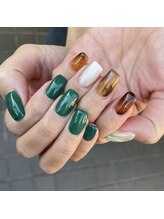 グラマラス アンジェアイ 荻窪店(glamourous ange eye)/アシンメトリーネイル