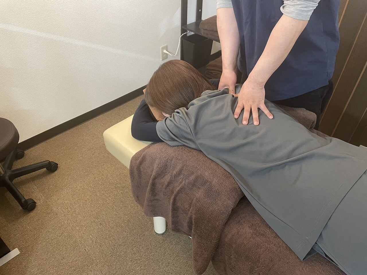 【疲れがたまっている方の定番♪】全身もみほぐし60分￥4200