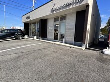 アイラッシュサロン ヴィヴィ 豊田店(Eye Lash Salon Vivi)/【駐車場】表に2台、裏に6台☆