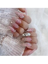 リンドネイル バイ モカ アンド ララ(Lind nail by moca and LaLa)/韓国ネイル