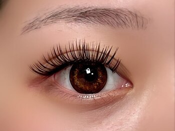 シュエットウール(Chouette Heure)の写真/自まつ毛の状態、生え方を見極め丁寧な施術☆目元に合ったデザイン＆つけ心地とモチの良さを実感!!★