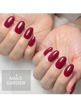 ネイルズガーデン(NAILS GARDEN)/赤ネイル