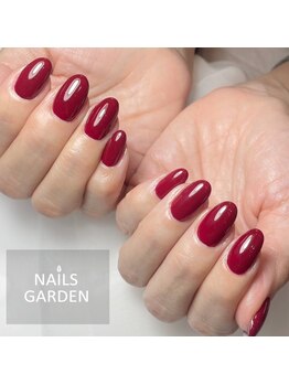 ネイルズガーデン(NAILS GARDEN)/赤ネイル