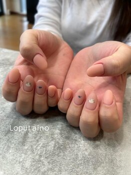 ロプートアイノ(Loput aino)の写真/【お仕事で爪が伸ばせない方にもおススメ♪】短くても可愛い、個性が光るデザインをご提案☆