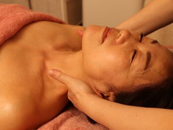 エニー(Any)/リラク/施術の様子