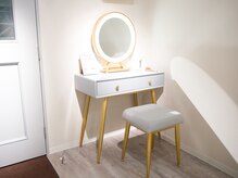 アイラッシュ ビューティー ラボ モナ(MONA)/