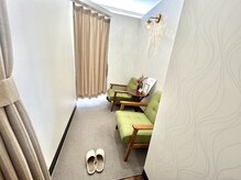 レブル(Lebull)/女性待合室