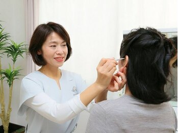 シエラボーテ/耳ツボ施術