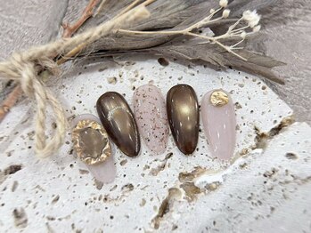 華やかデザイン