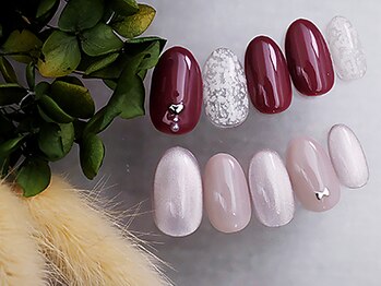 ワンラブネイルズ 新橋店(OneLoveNails)の写真/【定額ネイル¥3990～】安くてカワイイ♪毎月トレンドデザイン更新中♪豊富なカラーから色変更OK◎