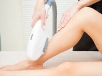 エクラルーム 仙台新寺(E’CLAT room)の写真/レディース、学割の利用も歓迎！お得に脱毛デビュー☆清潔感UPで見た目の印象も◎毎朝の支度もグッと楽に♪